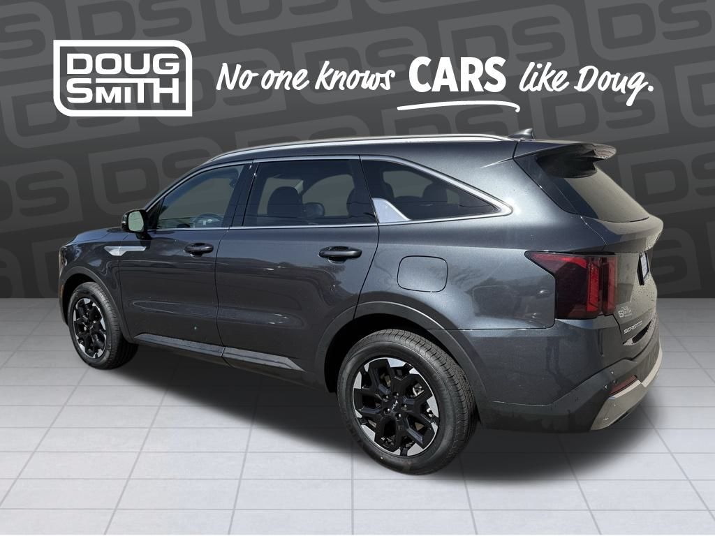 2024 Kia Sorento S photo 2
