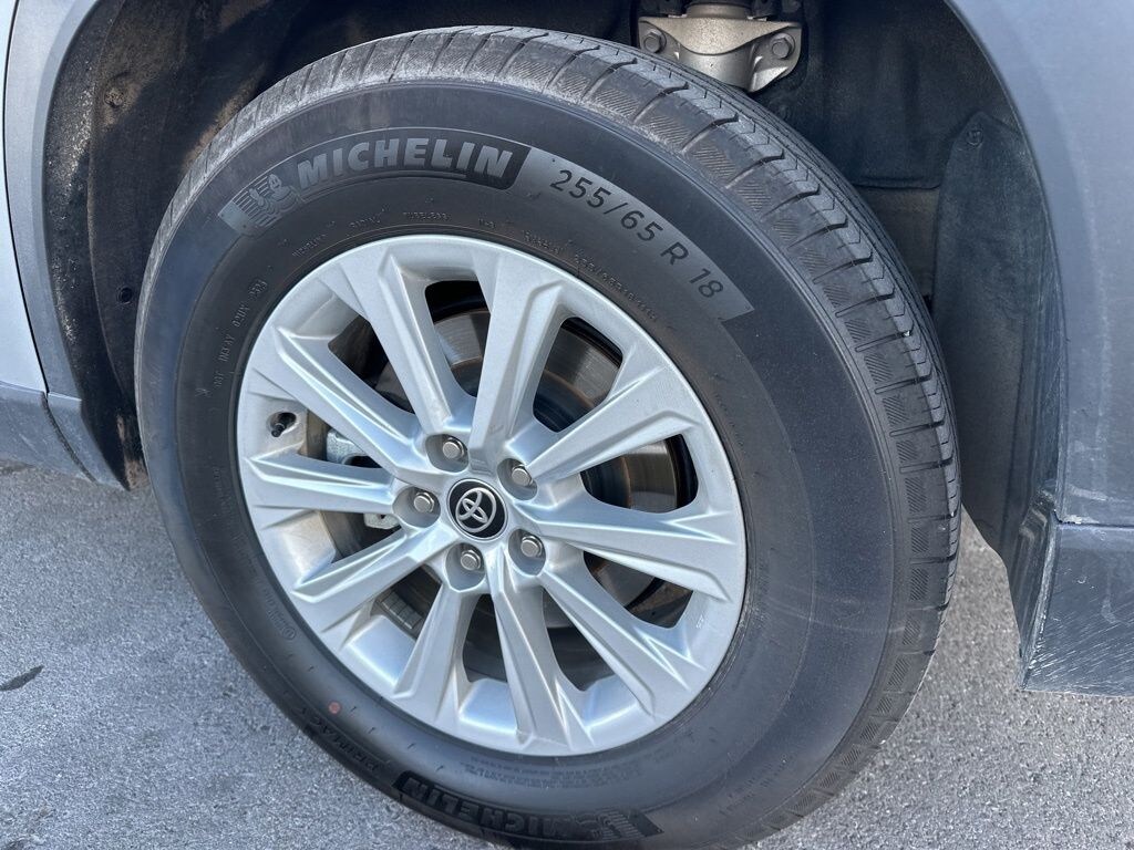 Used 2025 Toyota Grand Highlander XLE SUV