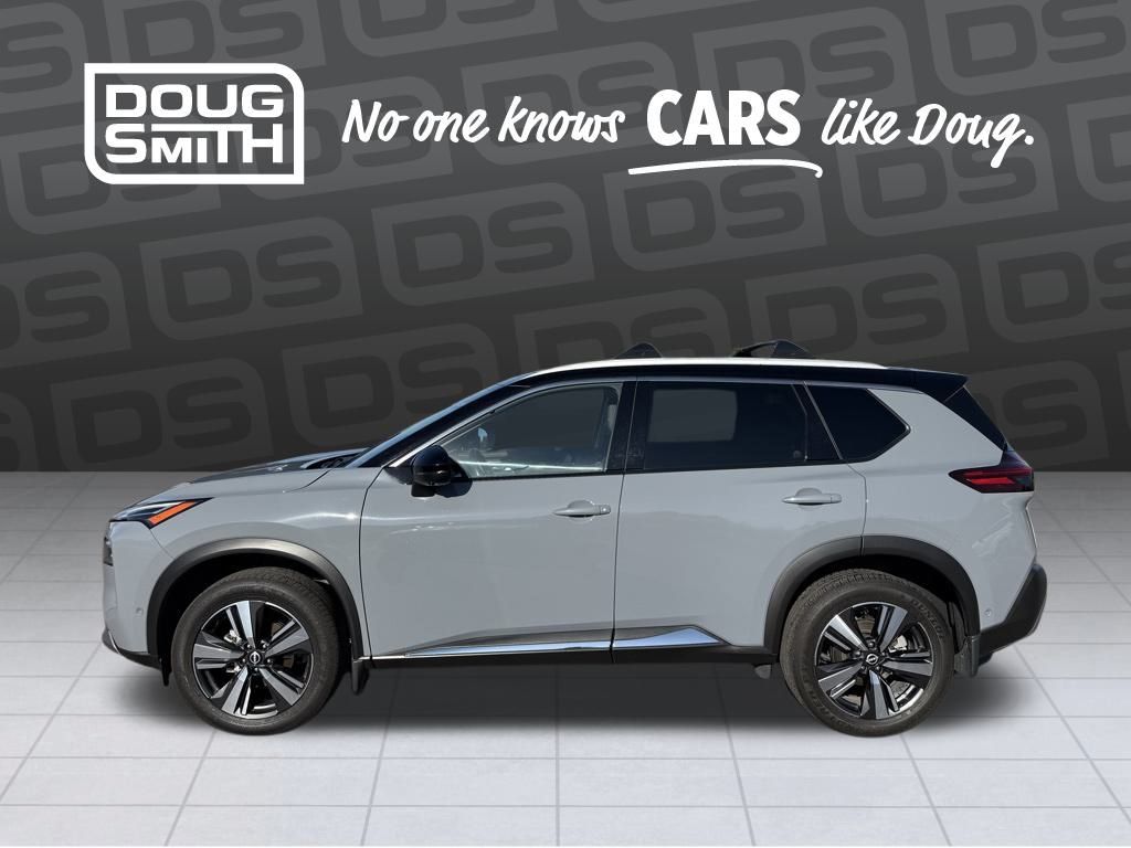 2023 Nissan Rogue Platinum's photo