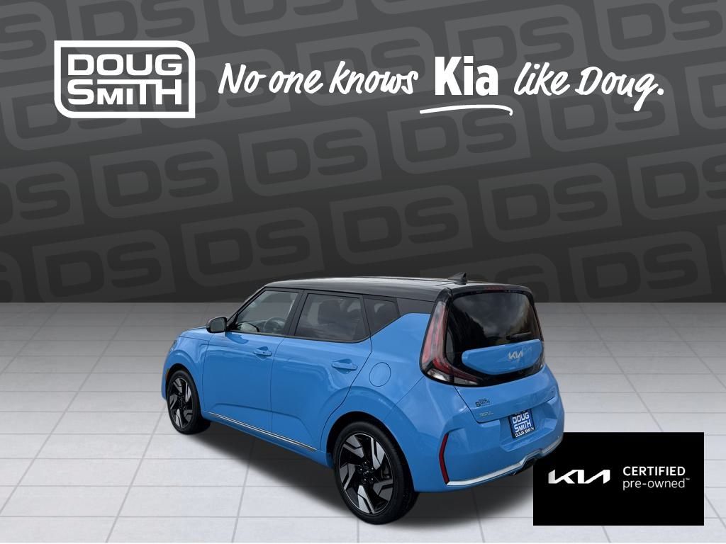 2023 Kia Soul GT-Line photo 3
