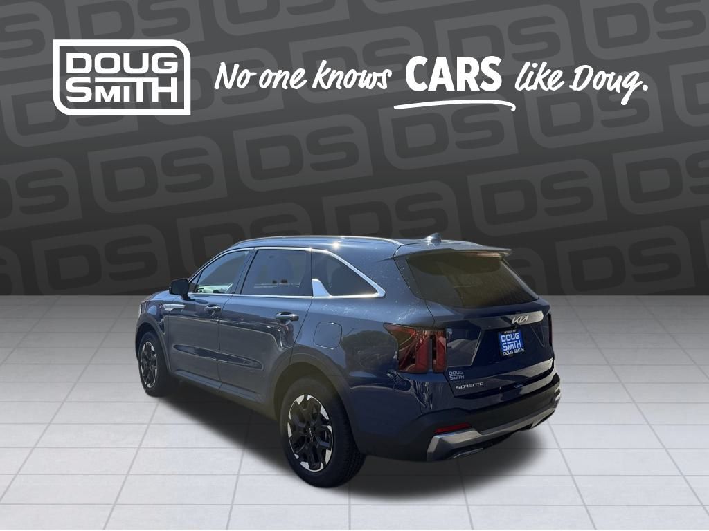 2024 Kia Sorento S photo 3