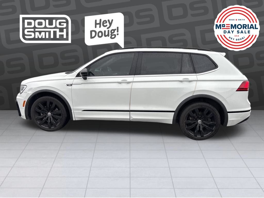2020 Volkswagen Tiguan 2.0T SE R-Line Black's photo