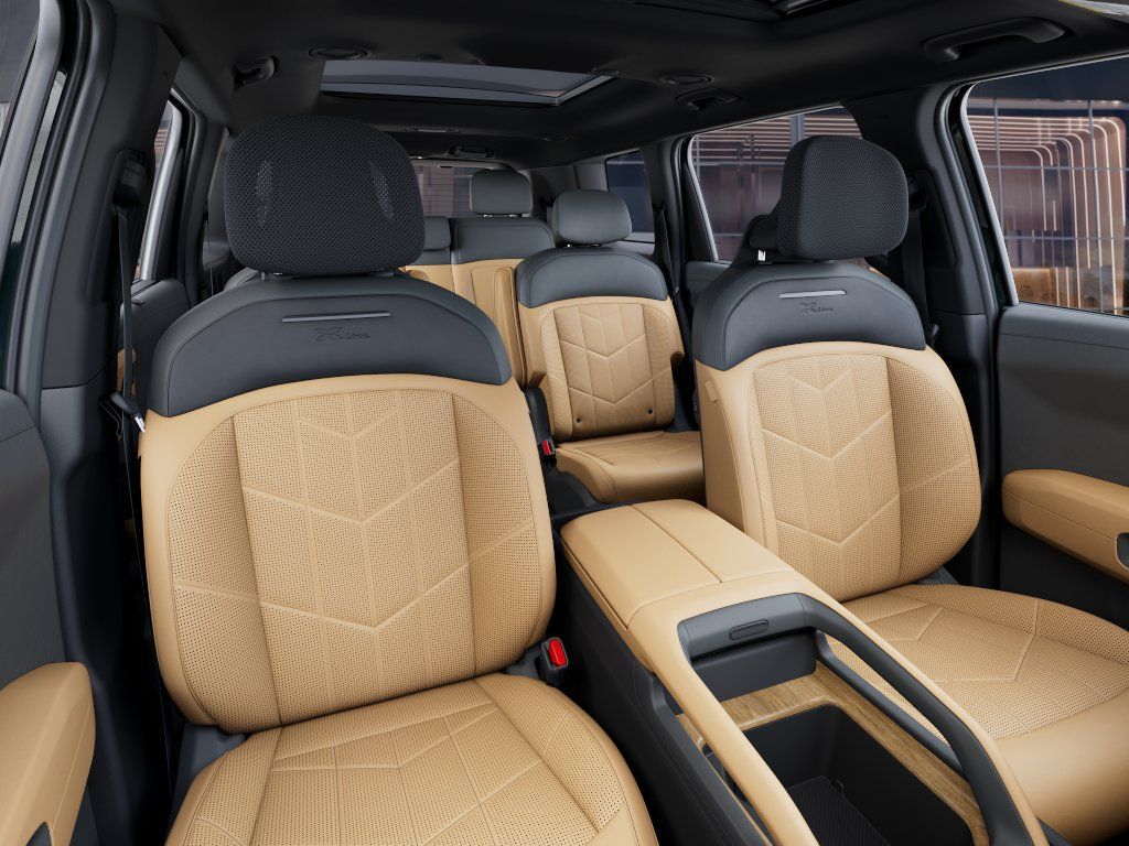2027 Kia Telluride X-Line SX - Photo 15