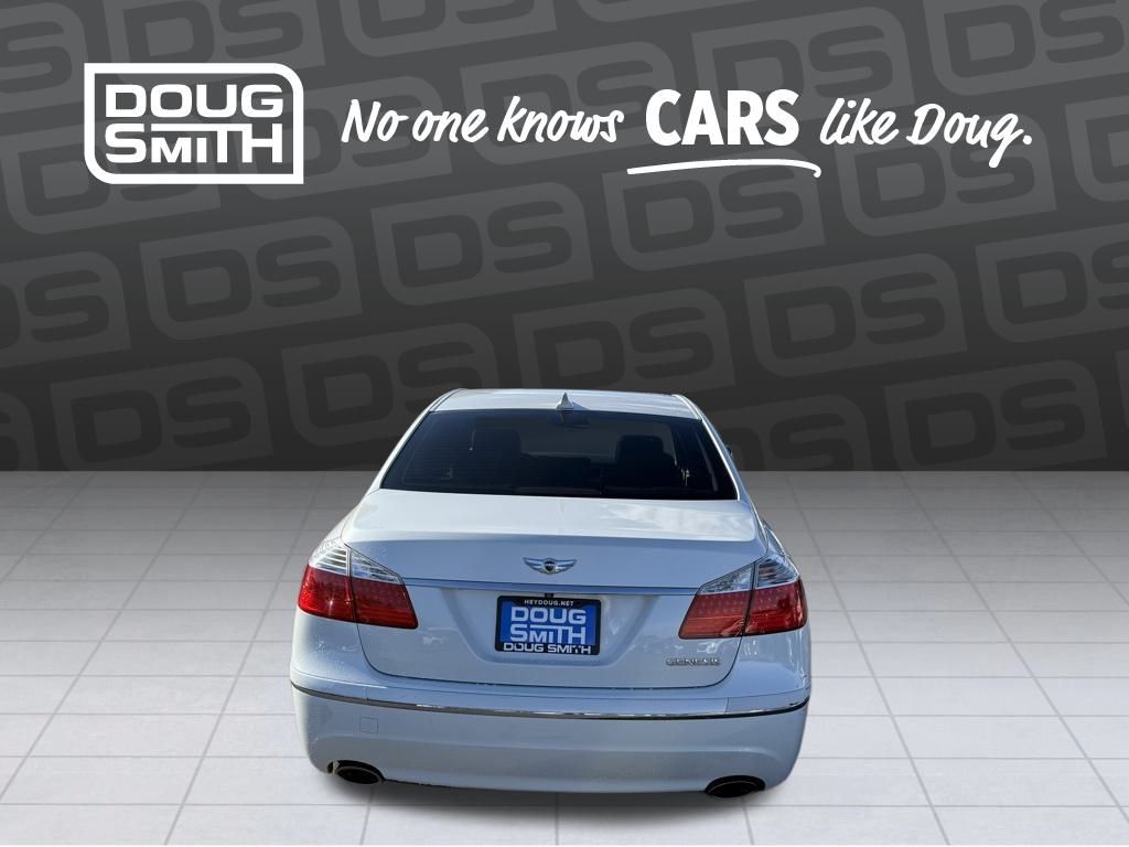 2011 Hyundai Genesis 3.8 photo 4
