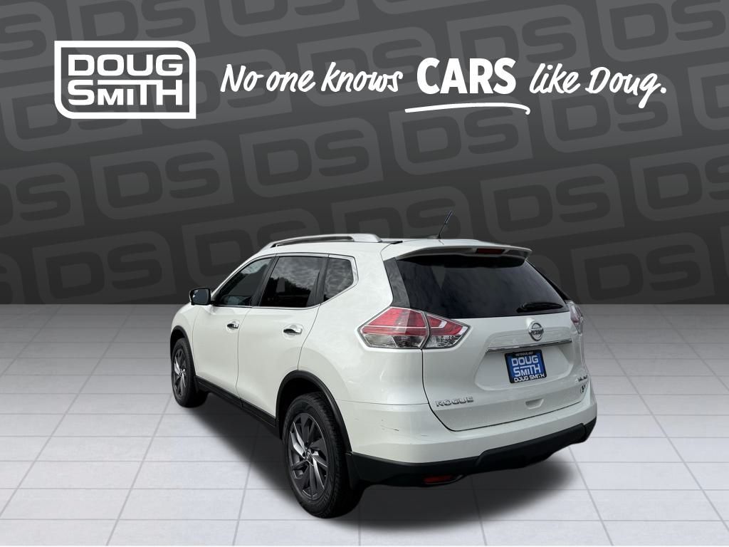 2016 Nissan Rogue SL photo 2