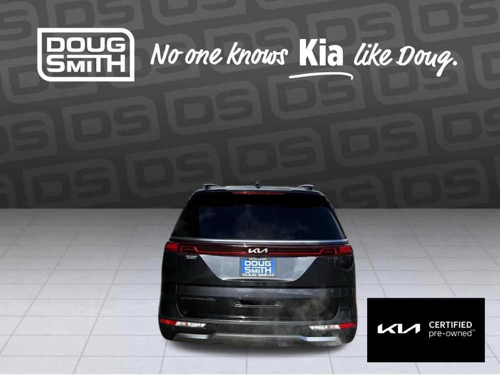 2022 Kia Carnival SX Prestige photo 2