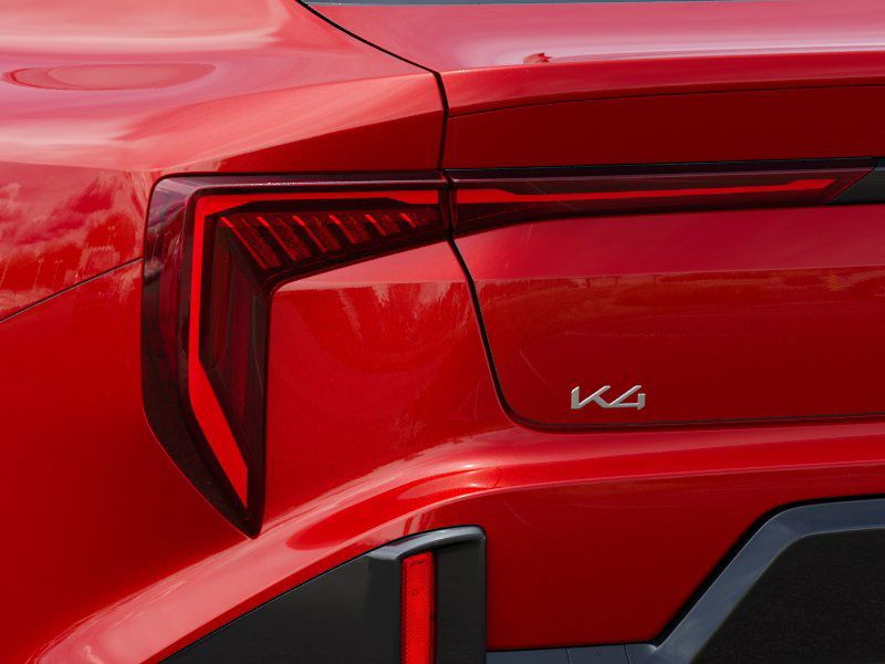 2025 Kia K4 GT-Line - Photo 11