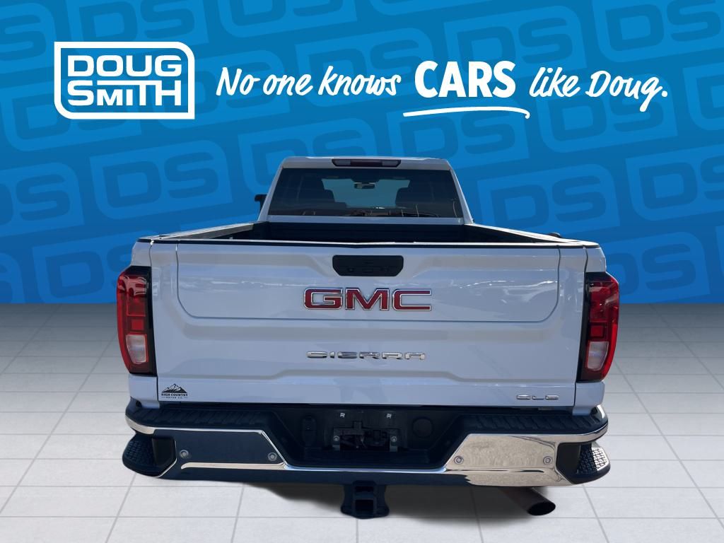 2021 Gmc Sierra 3500 HD SLE photo 4