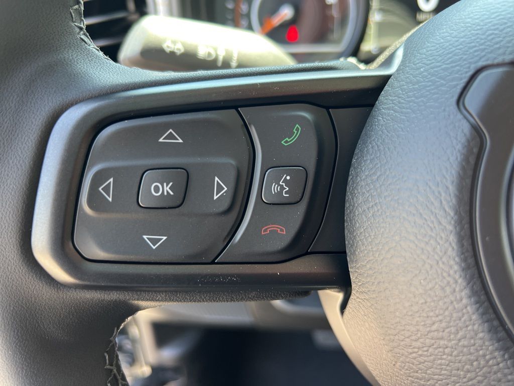 2025 Jeep Gladiator Sport S - Photo 13