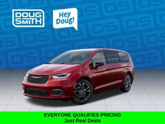 2026 Chrysler Pacifica Select Passenger Van