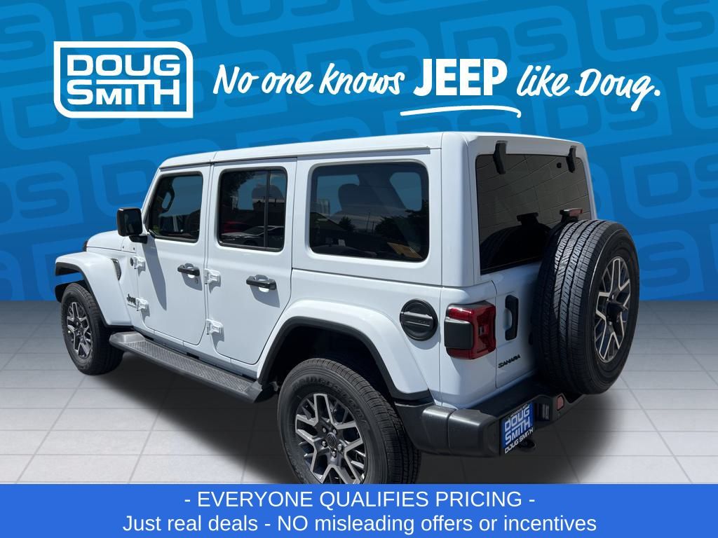 2025 Jeep Wrangler Sahara photo 3