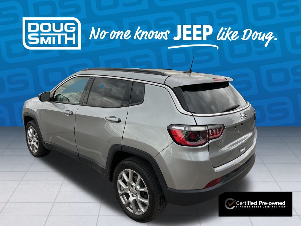 2022 Jeep Compass Latitude Lux Altitude photo 3
