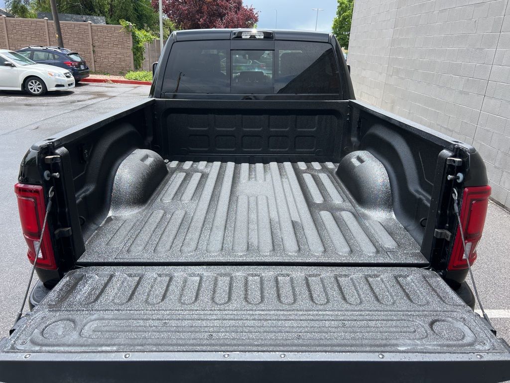 2025 RAM 2500 Laramie - Photo 30