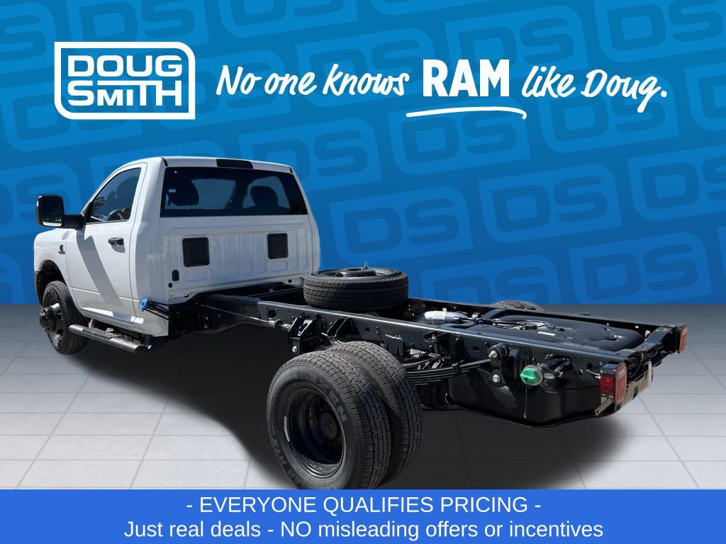 2026 Ram 3500 Tradesman photo 3