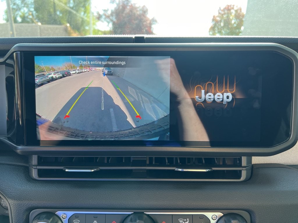 2026 Jeep Wrangler 4-Door Willys - Photo 16