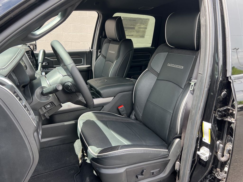 2025 RAM 2500 Laramie - Photo 26