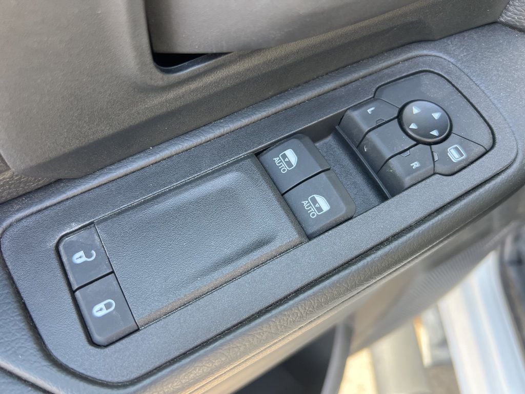 2025 RAM 2500 Tradesman - Photo 10
