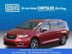 2026 Chrysler Pacifica Pinnacle Passenger Van