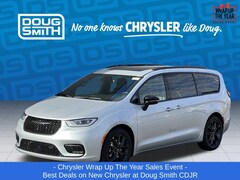 2026 Chrysler Pacifica Limited Passenger Van