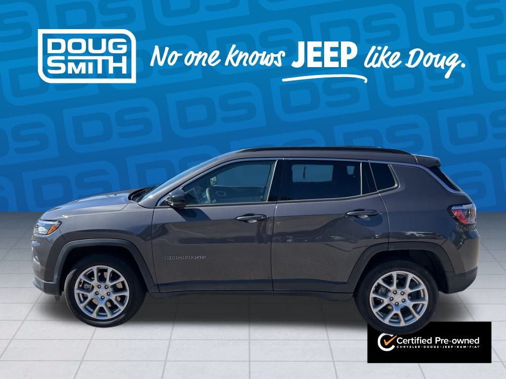 2024 Jeep Compass Latitude Lux photo 2