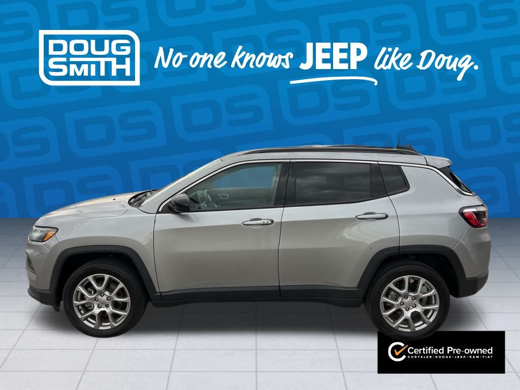 2022 Jeep Compass Latitude Lux Altitude photo 2