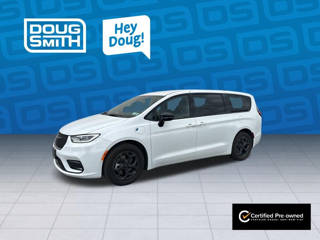 2024 Chrysler Pacifica PHEV Select