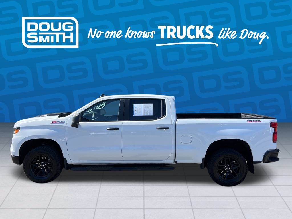 2024 Chevrolet Silverado 1500 Custom Trail Boss photo 2
