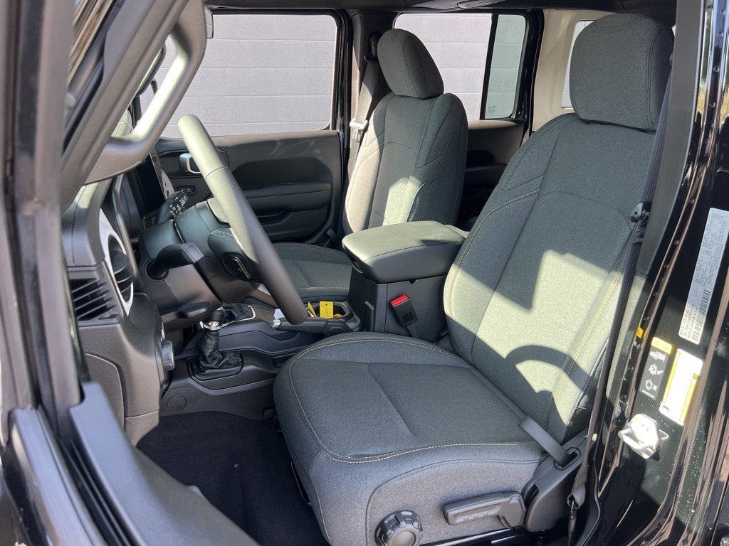 2026 Jeep Wrangler 4-Door Willys - Photo 20