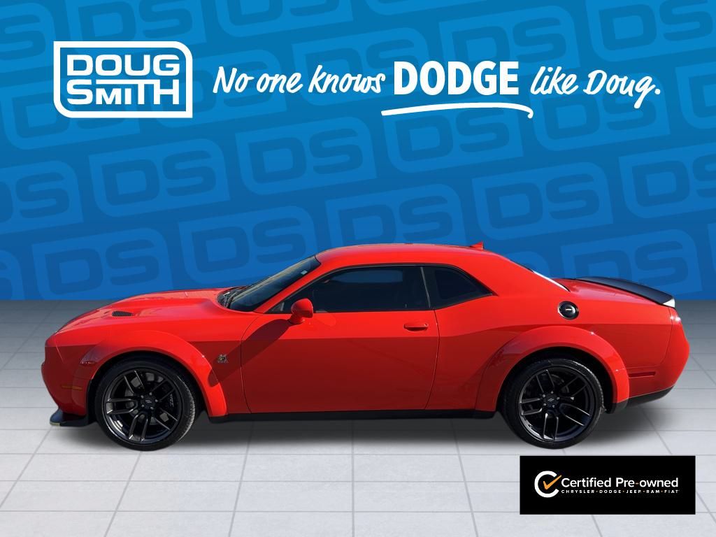 2021 Dodge Challenger R/T Scat Pack Widebody photo 2