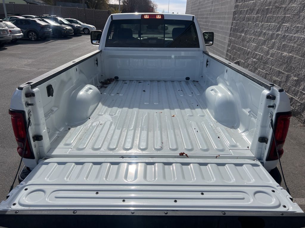 2025 RAM 2500 Tradesman - Photo 25