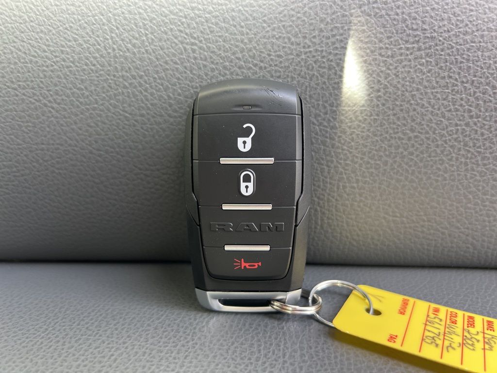 2025 RAM 2500 Tradesman - Photo 29