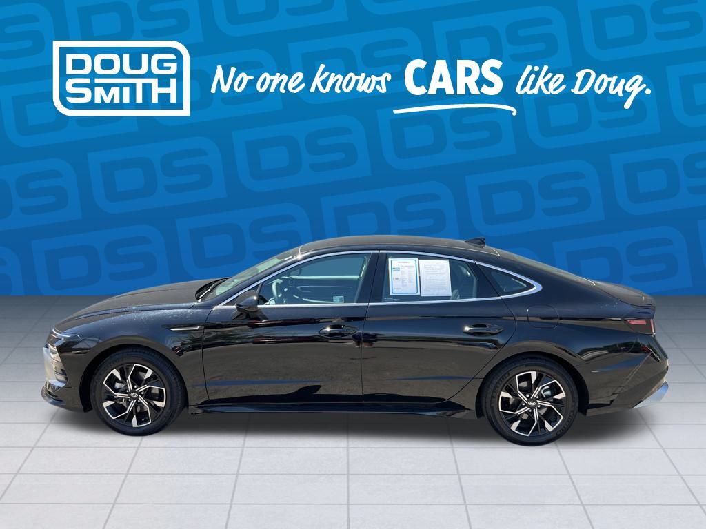 2024 Hyundai Sonata SEL photo 2