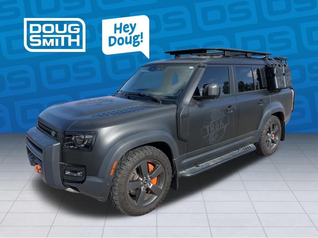 2023 Land Rover Defender SE