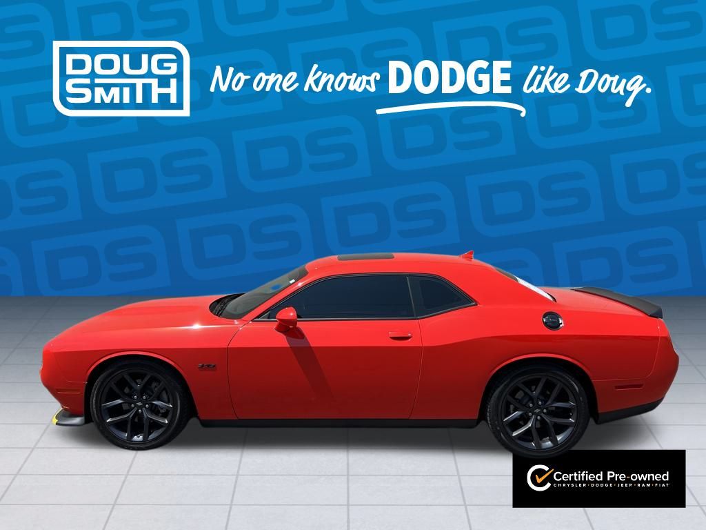 2023 Dodge Challenger R/T photo 2