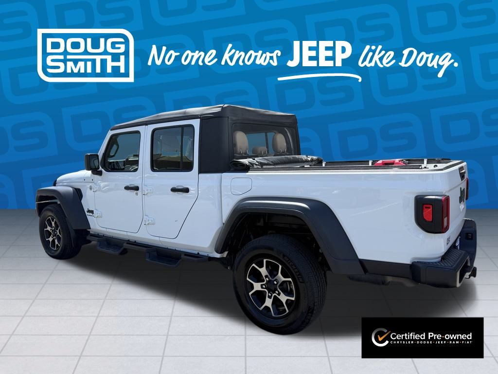 2020 Jeep Gladiator Sport photo 2