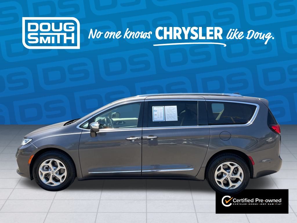 2021 Chrysler Pacifica Limited photo 2
