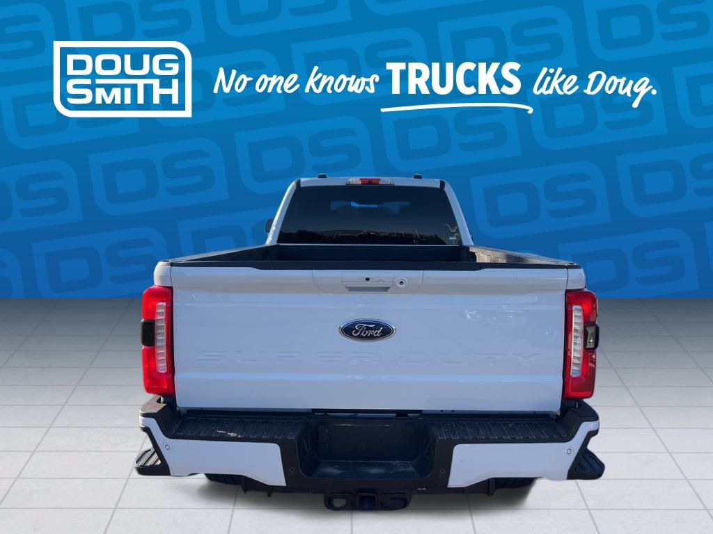 2025 Ford F-350 XLT photo 4