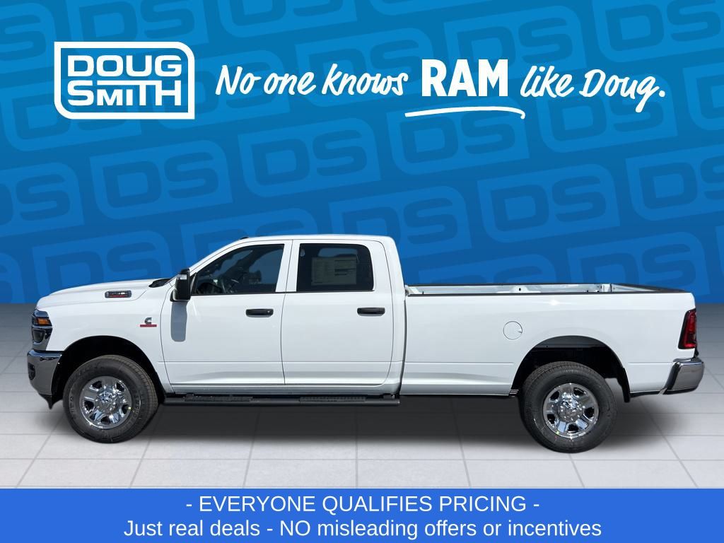 2026 Ram 3500 Tradesman photo 2