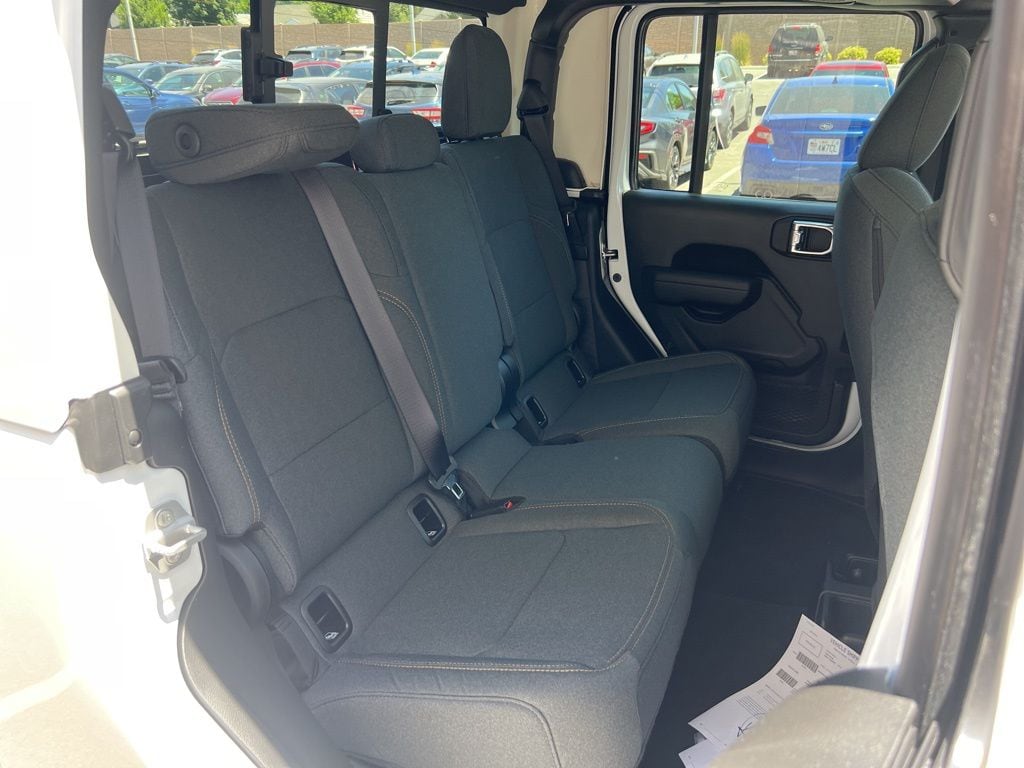 2025 Jeep Gladiator Sport S - Photo 22