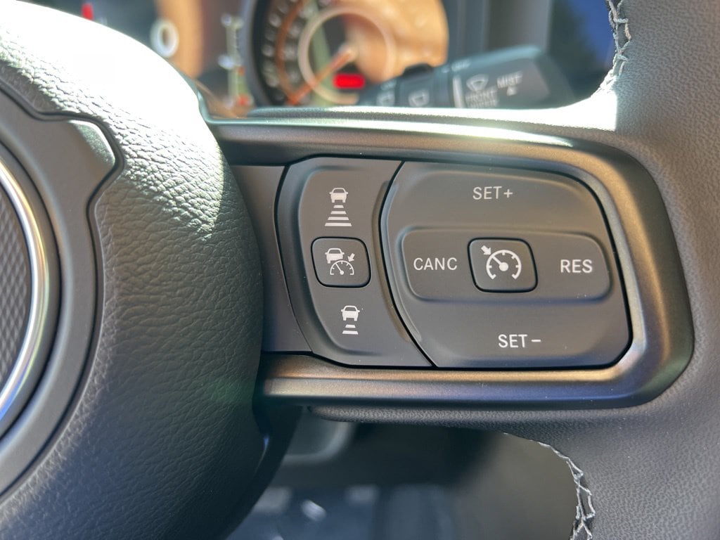 2026 Jeep Wrangler 4-Door Willys - Photo 13