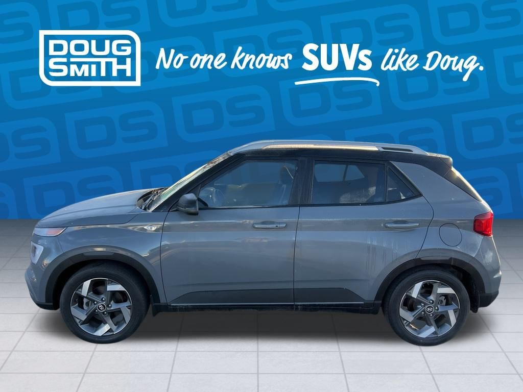 Used 2022 Hyundai Venue SEL SUV