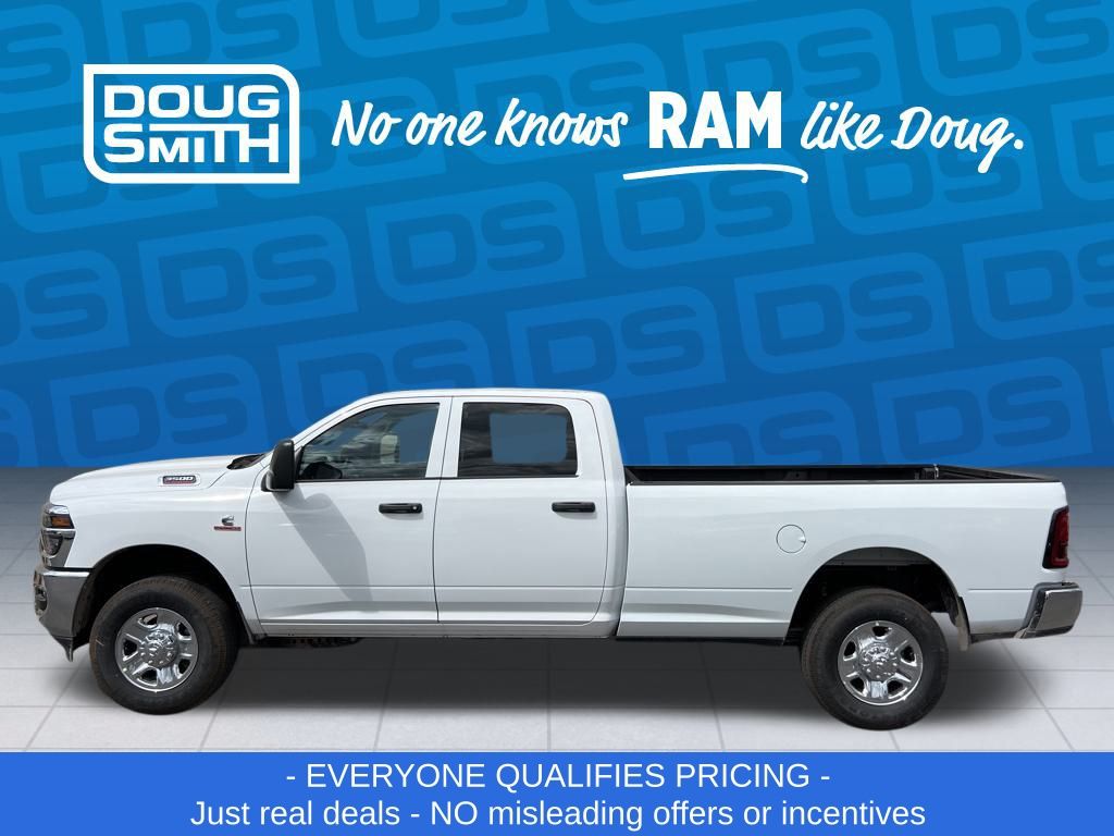 2026 Ram 3500 Tradesman photo 2
