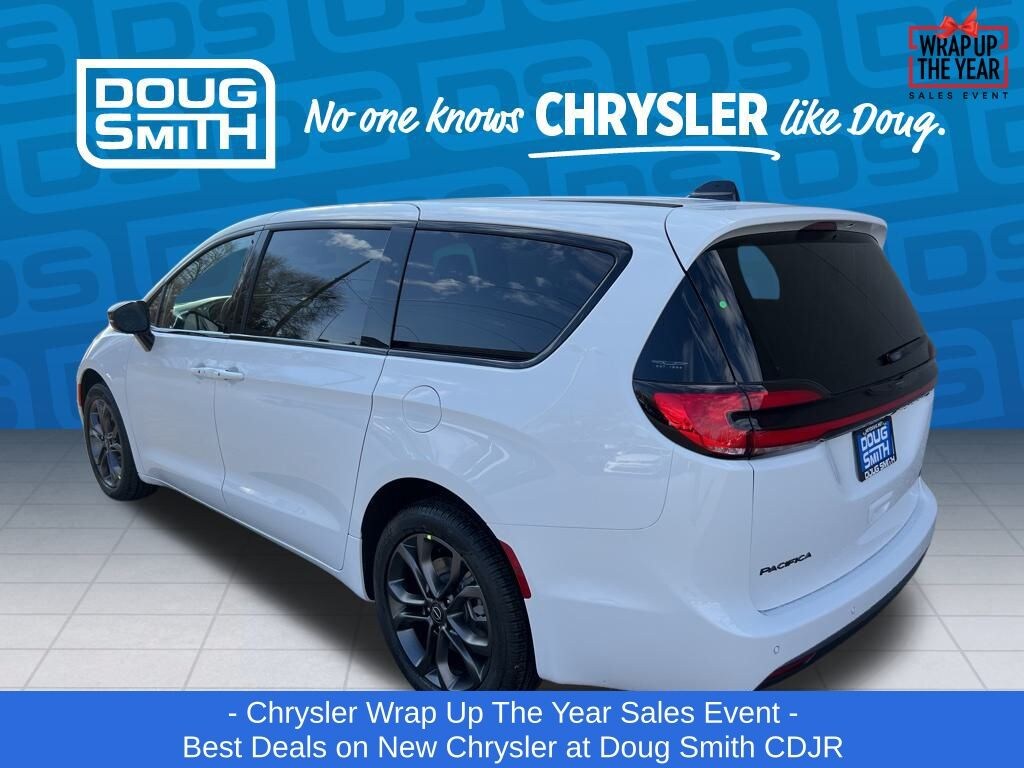 New 2026 Chrysler Pacifica Select Passenger Van