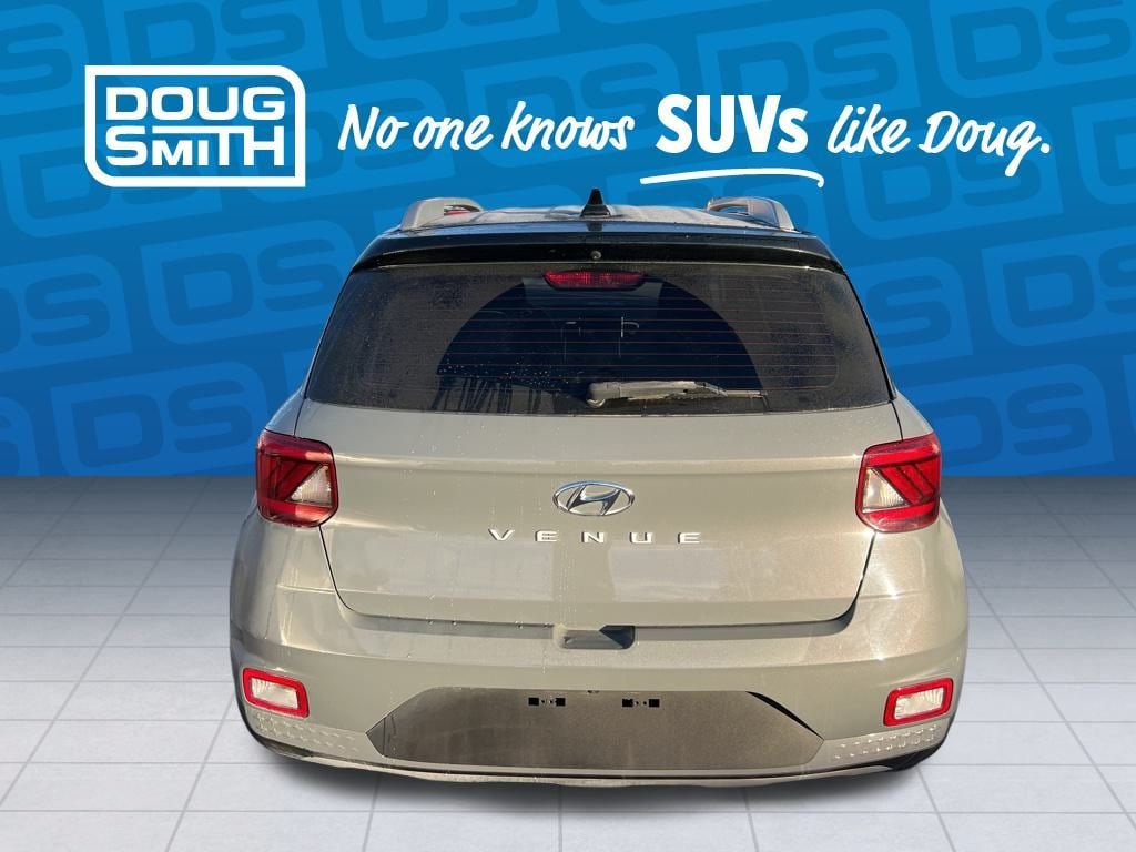 Used 2022 Hyundai Venue SEL SUV