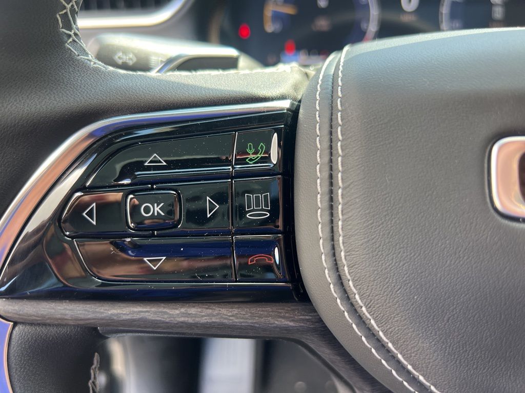 2025 Jeep Grand Cherokee L Overland - Photo 13