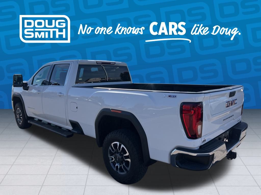 2021 Gmc Sierra 3500 HD SLE photo 3