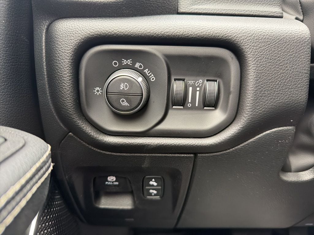 2026 RAM 1500 Laramie - Photo 21