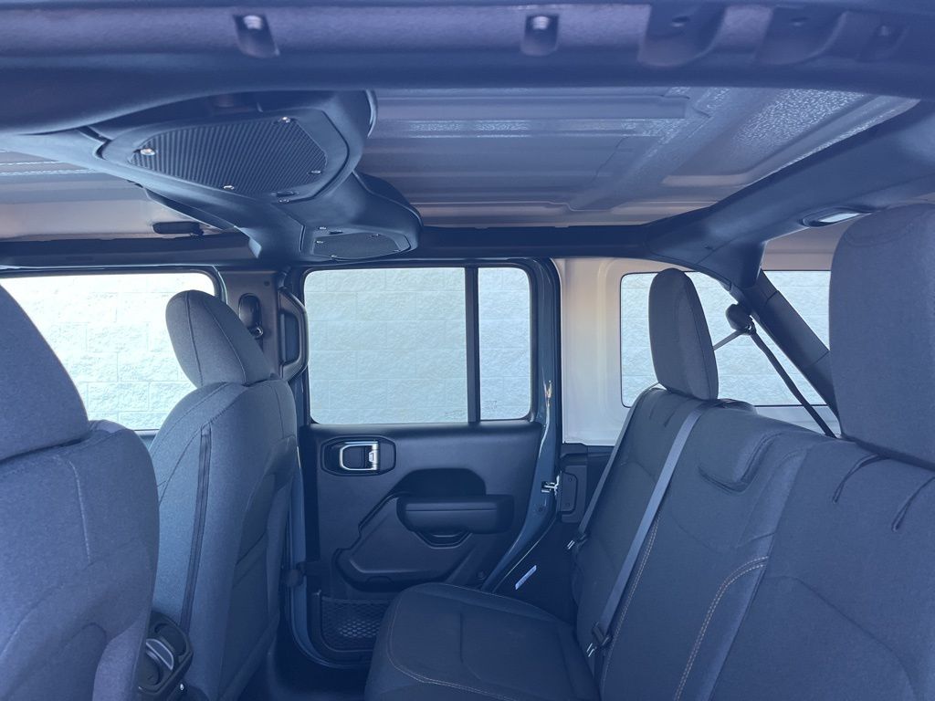 2026 Jeep Wrangler 4-Door Willys - Photo 26