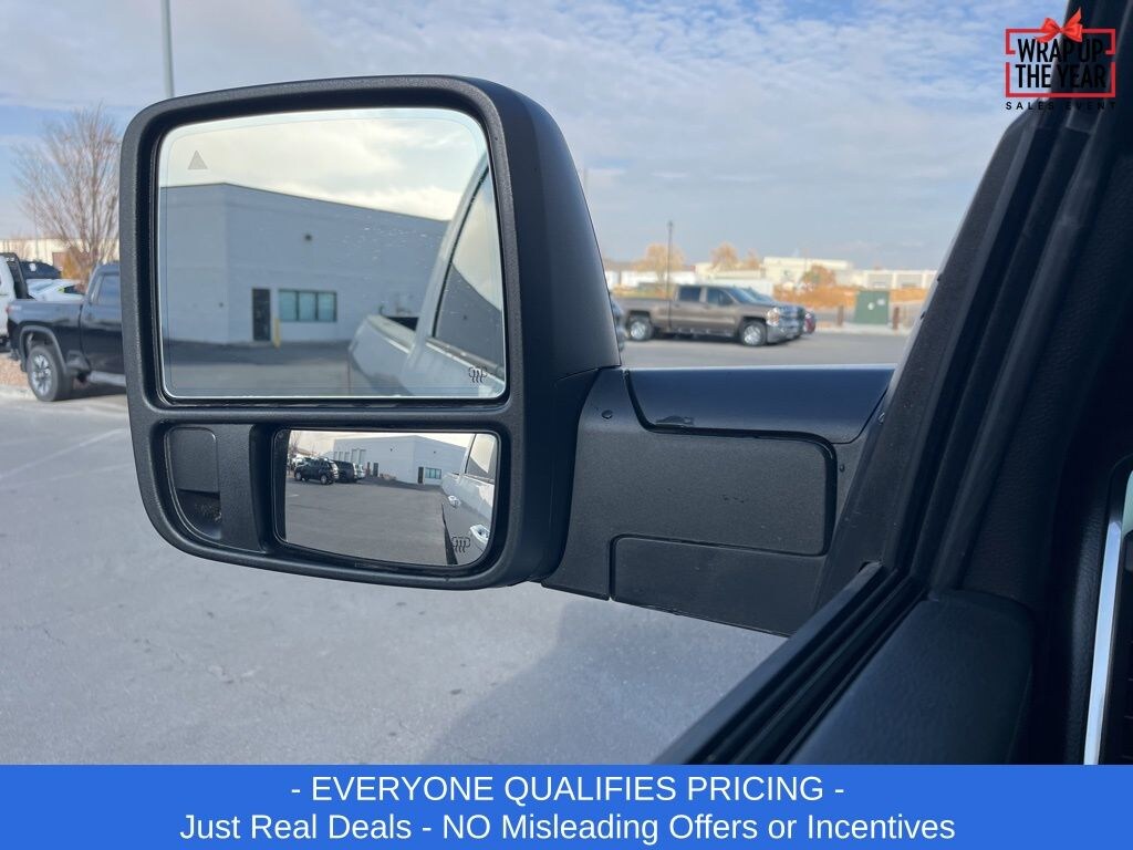 New 2026 Ram 2500 LARAMIE CREW CAB 4X4 8' BOX Pickup