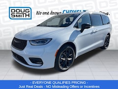 2026 Chrysler Pacifica LIMITED AWD Passenger Van